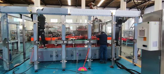 Pequeña cerveza personalizada/bebidas carbonatadas, llenado de bebidas, máquina etiquetadora de embalaje para botellas de vidrio